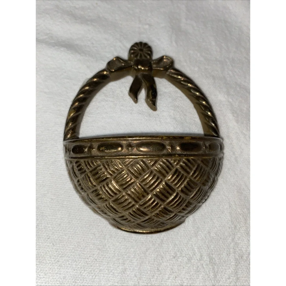 VNTG 1987 Pair of Gold Burwood Plastic Basket Wall Pockets/Flower Baskets